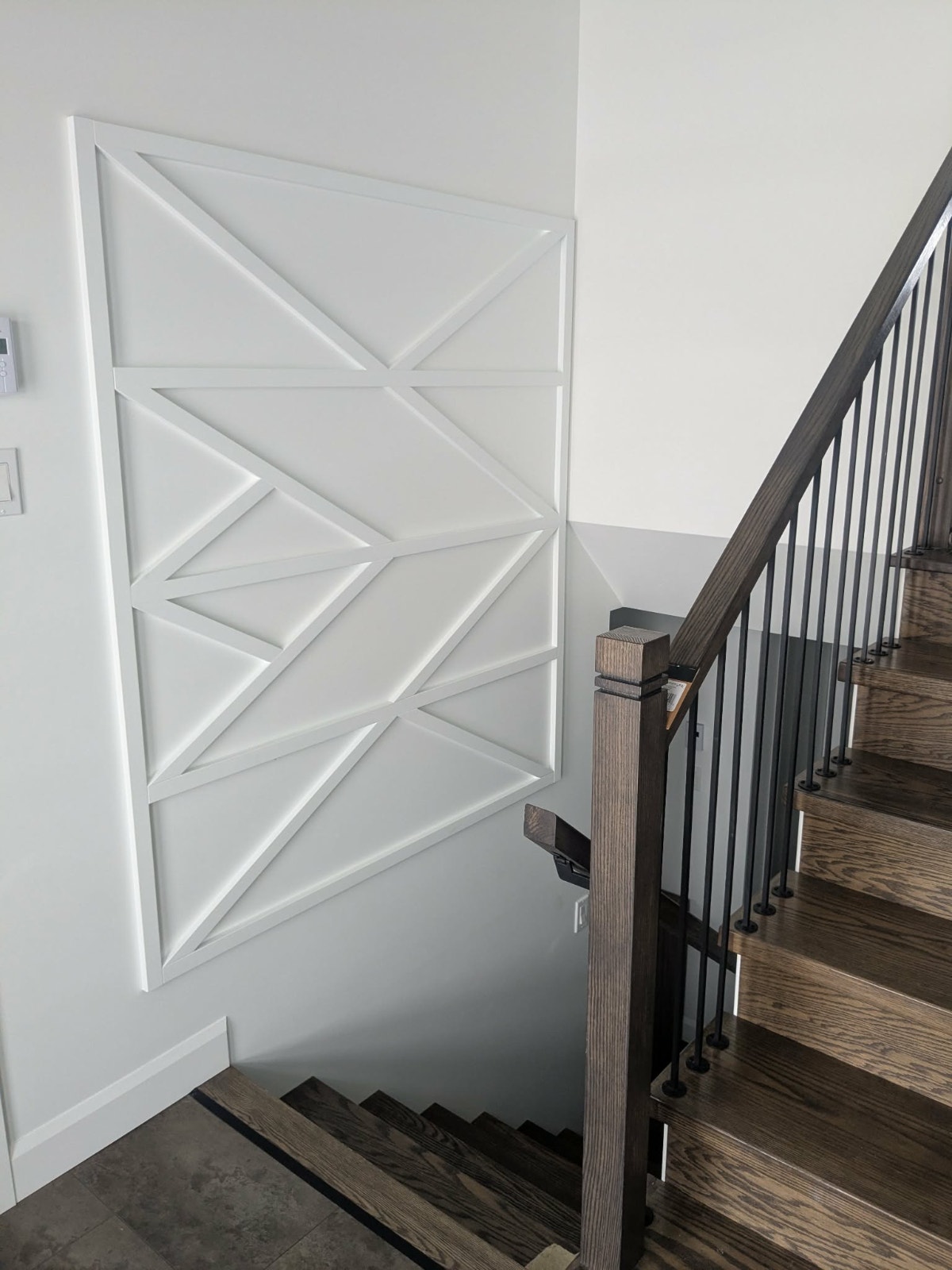 Maison avec Bachelor 3 1/2 au sous-sol (revenu) — photo 3