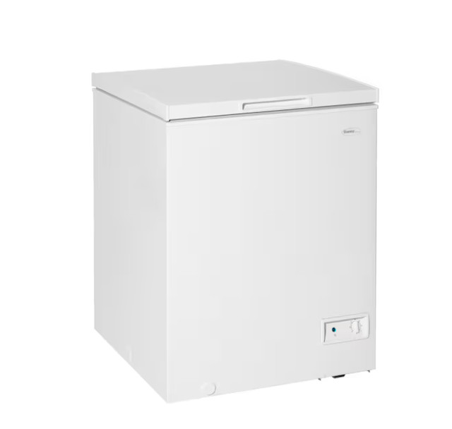 New Danby 5.0 cu.ft Chest Freezer in Freezers in Markham / York Region