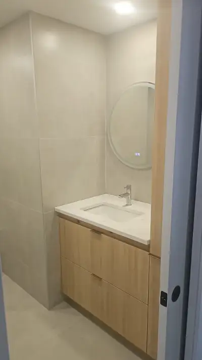 5 1/2 - Rénové - Duplex - Internet - 2050$ - MTL/YUL