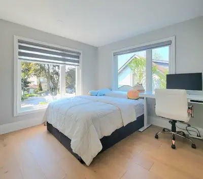 Large Room for Rent at Etobicoke Lakeshore with Private Bathroom