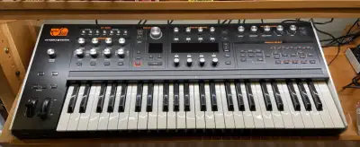 ASM Hydrasynth synthesizer, View more