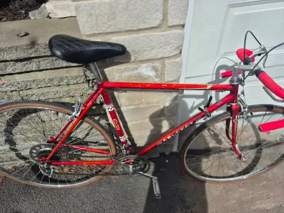 Vélo., View more