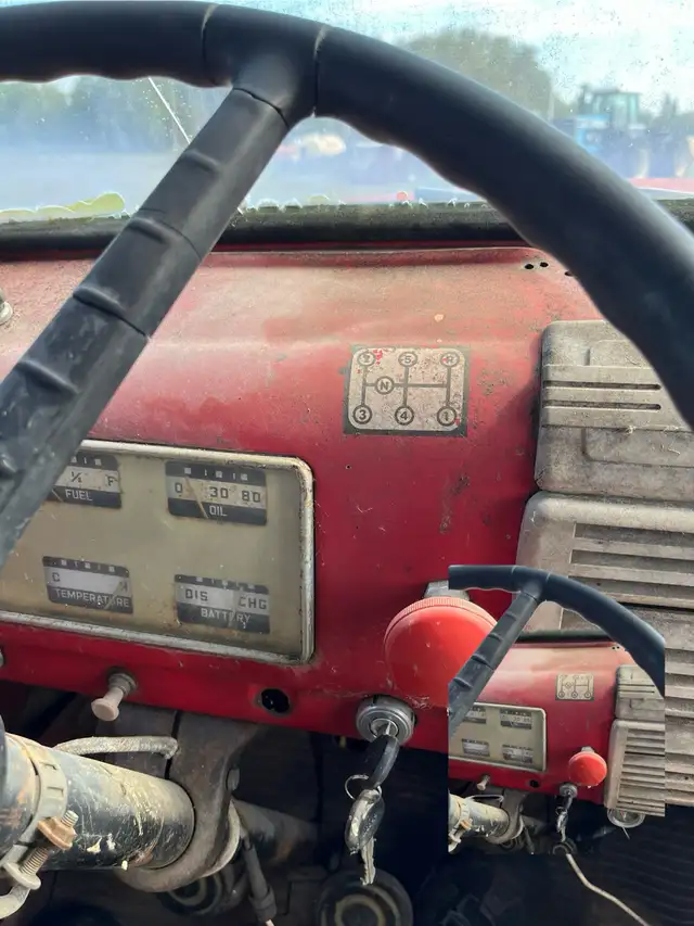 1953 F-190 Grain truck for sale $4000.00 obo63804705484931123