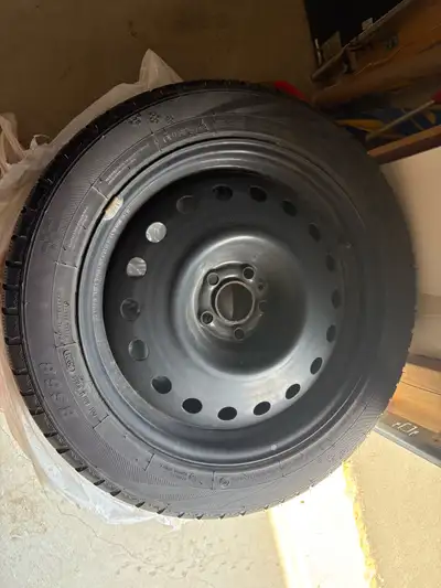 Boto Brand 235/50 R18 winter tires Only used one season-Like new. Was prev. on Lincoln MKC