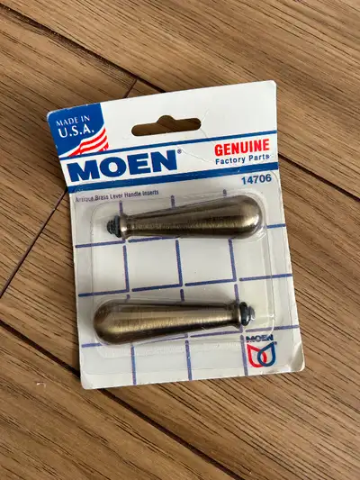 Poignées de robinet MOEN faucet handles, View more