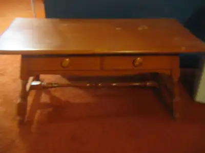 Table basse style colonial avec grand tiroir., View more