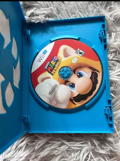 Super Mario 3D Works and Skylanders Imaginators for the Wii U. Used but in perfect condition no scra...