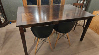Dining table with four chairs 