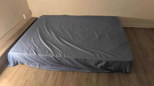 FLASH SALE: Bed room