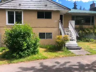 3 bedroom home on a quiet 5 acre property. Large living room, dining area and kitchen. Basement suit...