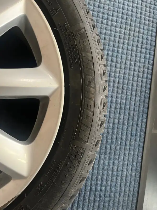 4 Lexus OEM rims and brand new Michelin winter tires in Tires & Rims in Cambridge - Image 3