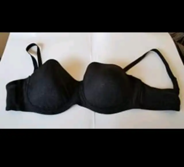 BRAND NEW!  44C Convertible Bra. Soutien-gorge convertible neuve628632860323871228