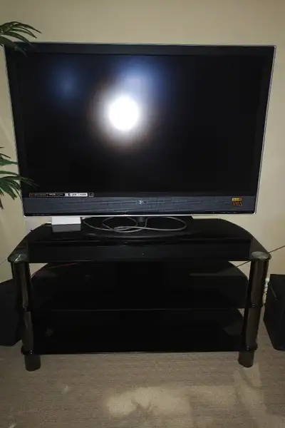 Sony Bravia 46" KDL-46v2500 with Stand, View more