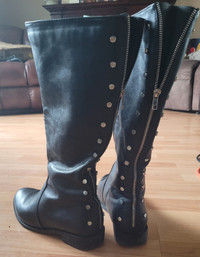 Ladies boots - Wide Calf sz9