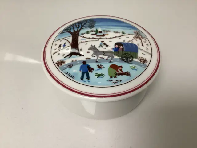 Villeroy & Boch winter themed mugs, plates, trinket/candy boxes in Kitchen & Dining Wares in Mississauga / Peel Region - Image 5