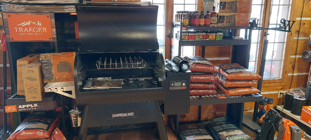 Traeger Grills in BBQs & Outdoor Cooking in Ottawa - Image 3