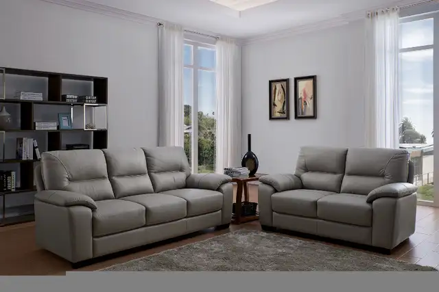 Genuine Top Grain Real Leather Sofa in Couches & Futons in Vancouver - Image 4