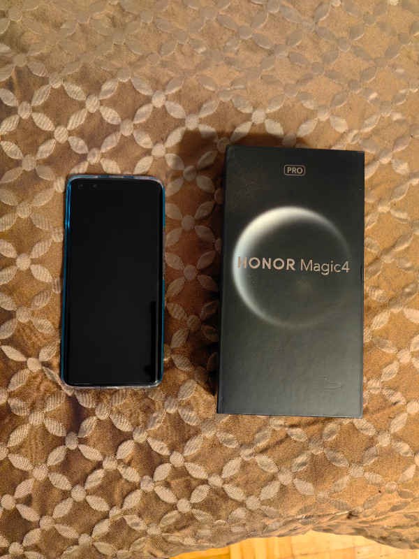 Honor magic 4 pro dans Téléphones cellulaires  à Ville de Montréal