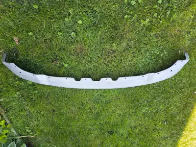 For sale is a oem 2024 Dodge Durango lower front valance painted Triple Nickle Silver. Pick up Kanat...