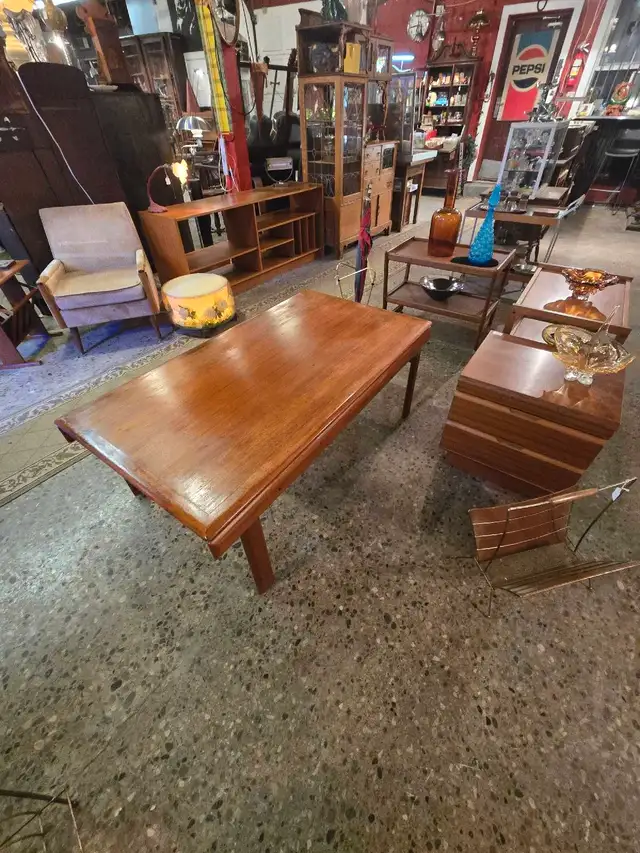 Mcm Teak coffee Table in Dining Tables & Sets in City of Toronto - Image 6
