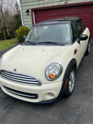 2013 MINI Cooper -