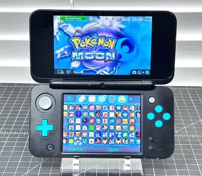 Blue Nintendo New 2DS XL - 8.5/10 Condition ( Console Does not go into sleep mode when Closed ) M0DD...