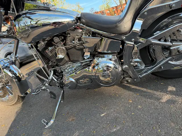 Harley Davidson 1991 customs édition  Chrome in Street, Cruisers & Choppers in Longueuil / South Shore - Image 9