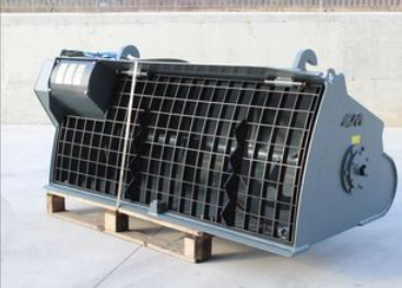 Bucket Mixer-Skid Steer Attachment in Other in Barrie - Image 3