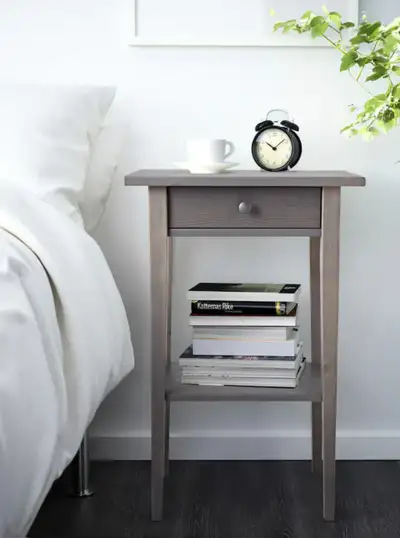 Still in box Ikea HEMNES Chevet Nightstand, dark gray stained, 46x35 cm (18 1/8x13 3/4 ") Original:...