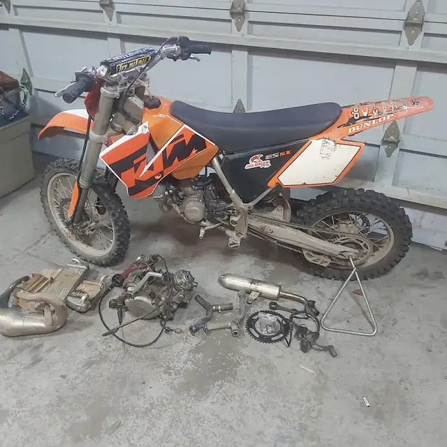 Ktm 85sx 2004 in Dirt Bikes & Motocross in Brantford - Image 4