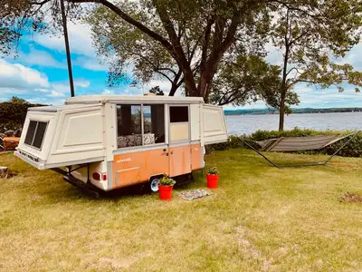1976 Apache Mesa Trailer, Solid State Pop-Up. Kitchen propane stove & sink like new (never used) Ref...