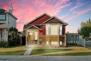 3 bedrooms main floor + double garage (Saddletowne)