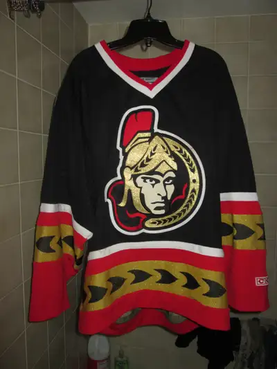 X-files-youth/adult books$5e Dvdss$10eSens$49Trade4 iphoneX/mini, View more