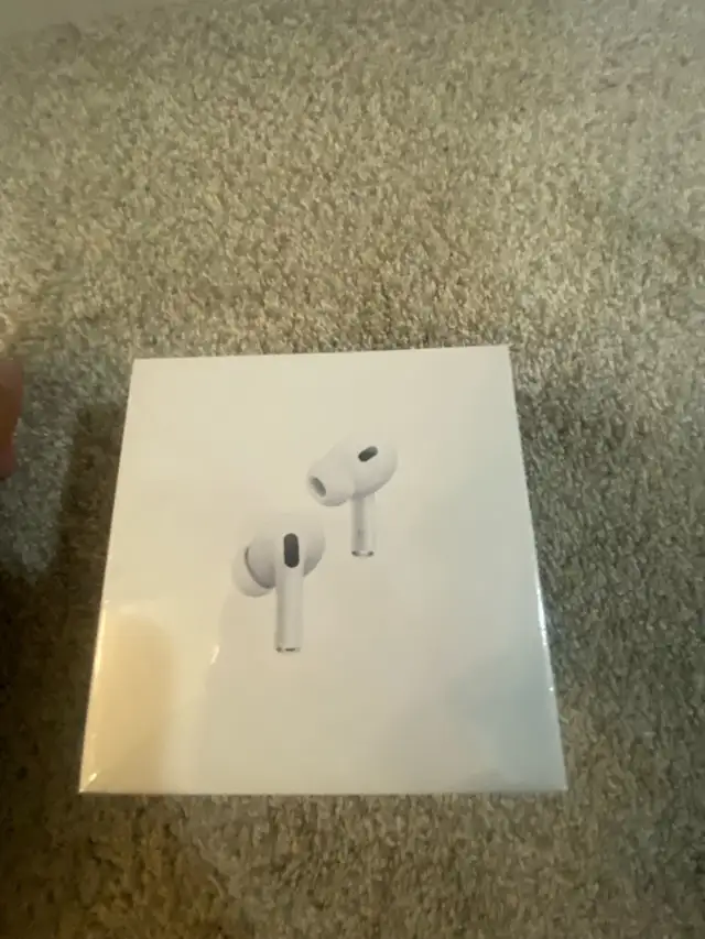 *Sealed AirPod pro 2628632613757461219