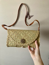 Handmade straw cross body purse bag