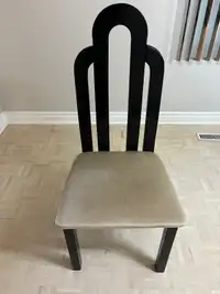 Dinning Chairs (quantity 6)