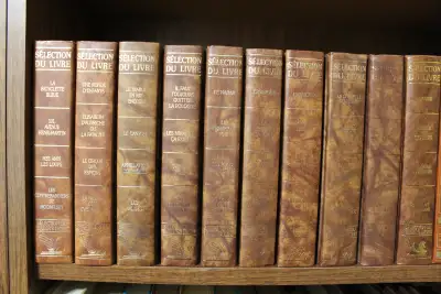 Livres en Français à donner, View more