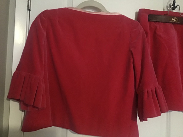 Vintage designer made jacket and skirt 1960 “reduced” in Women's - Dresses & Skirts in Burnaby/New Westminster - Image 3