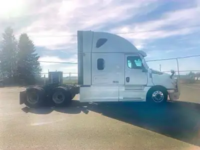 2023 Freightliner Cascadia Very Good Condition Serviced Weekly Engine - DD15 505hp Transmission - DD...