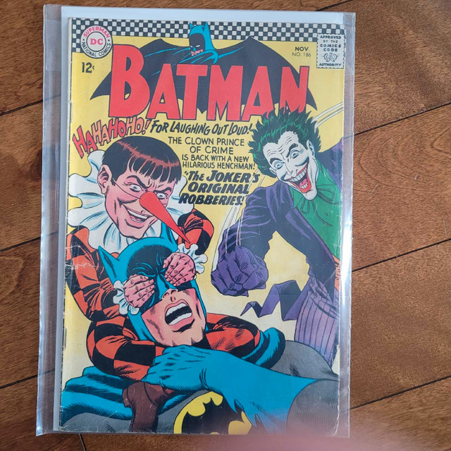 Comic Books -Batman 1 lot (6) in Arts & Collectibles in Vernon - Image 2