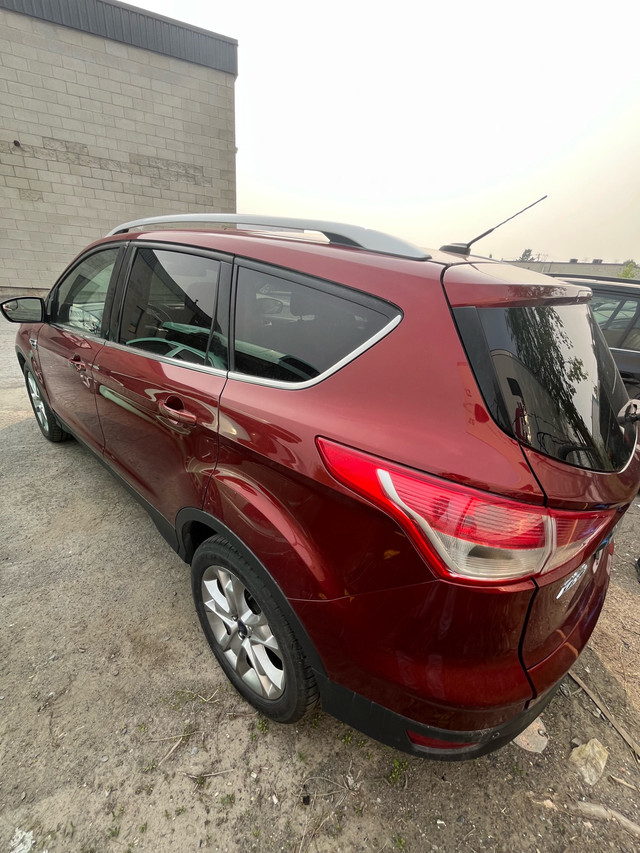 Ford Escape Titanium 2014 in Cars & Trucks in Ottawa - Image 3