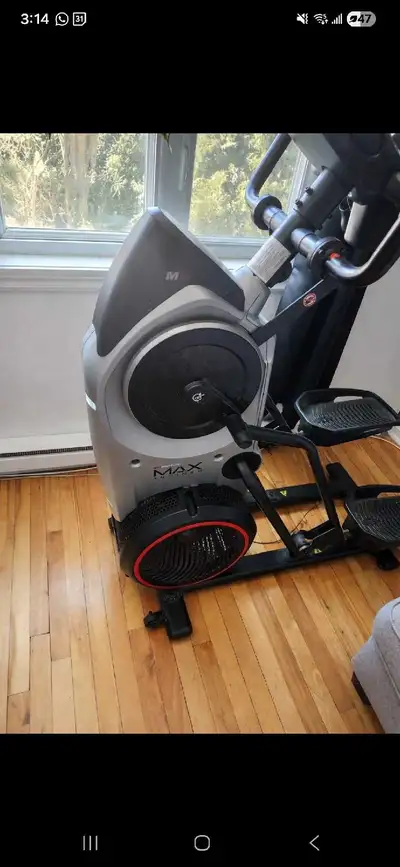 C'est exactement ca: https://www.google.com/url?q=https://www.bowflex.ca/en-ca/max-trainer/m6/100755...