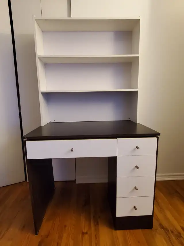 Work Desk