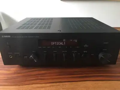 Yamaha R-N500 2.1 ch-stereo receiver with networking & AirPlay, View more