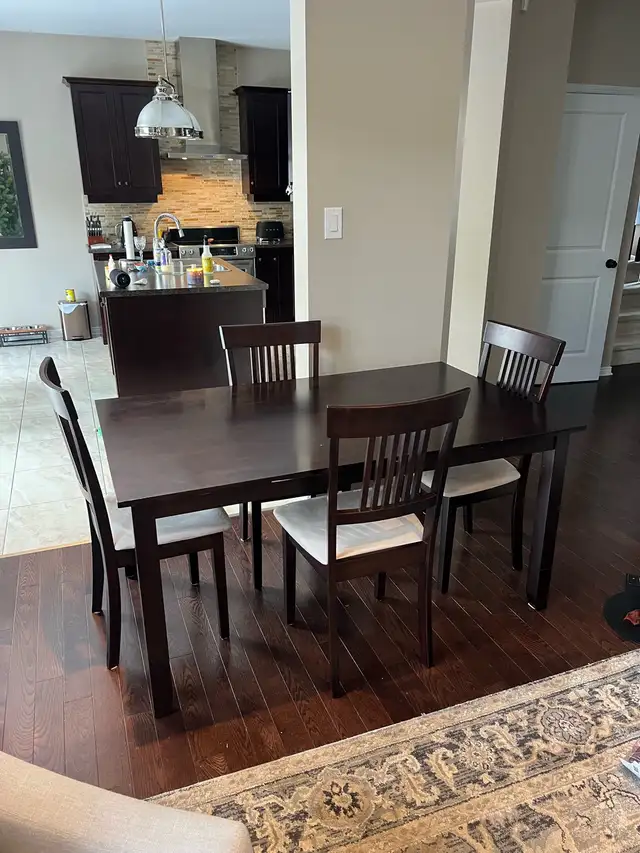 Dining Room Set - ✨Small Space Perfect✨64733718902017120