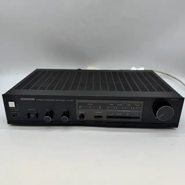 Kenwood KA-32B Stereo Integrated Amplifier in Stereo Systems & Home Theatre in City of Toronto - Image 2