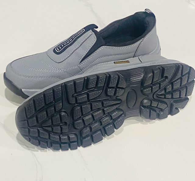 The men's  shoes gray! Size 10 in Men's Shoes in Mississauga / Peel Region - Image 3
