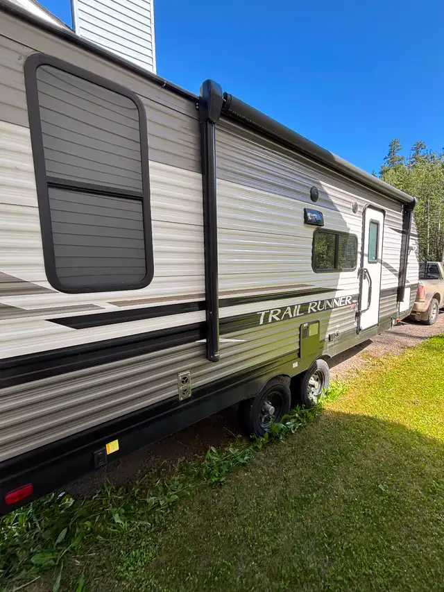 2022 Heartland Trail Runner Travel Trailer in Travel Trailers & Campers in Dawson Creek - Image 4