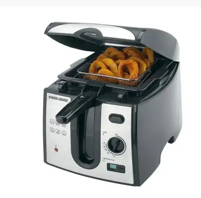 Deep fryer black and decker, View more