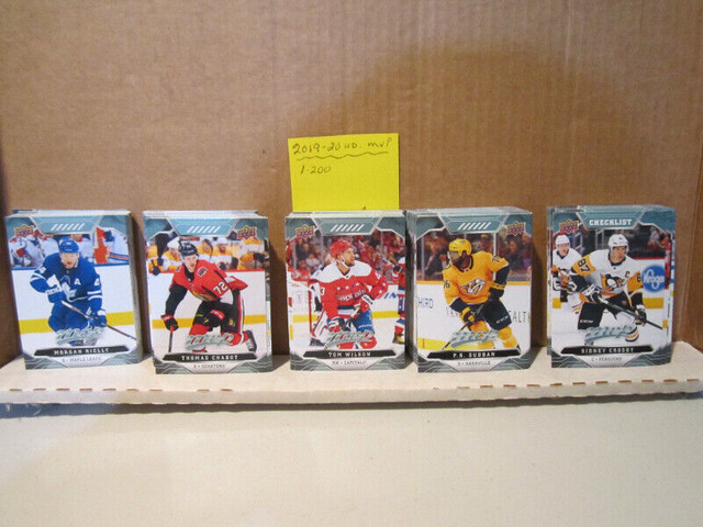 Upper Deck Hockey Base Sets in Arts & Collectibles in Kitchener / Waterloo